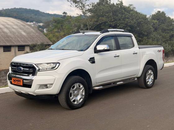FORD RANGER 3.2 XLT 4X4 CD 20V DIESEL 4P AUTOMÁTICO FORD RANGER 3.2 XLT 4X4 CD 20V DIESEL 4P AUTOMÁTICO